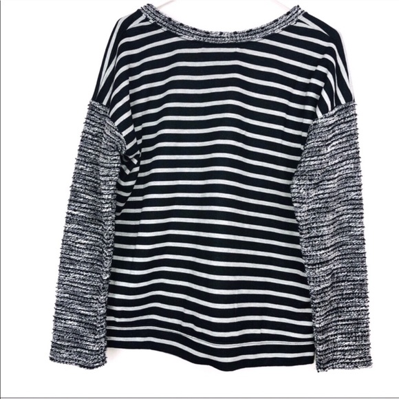 Sanctuary Textured Sleeve Striped V Neck Sweater L - Picture 6 of 8